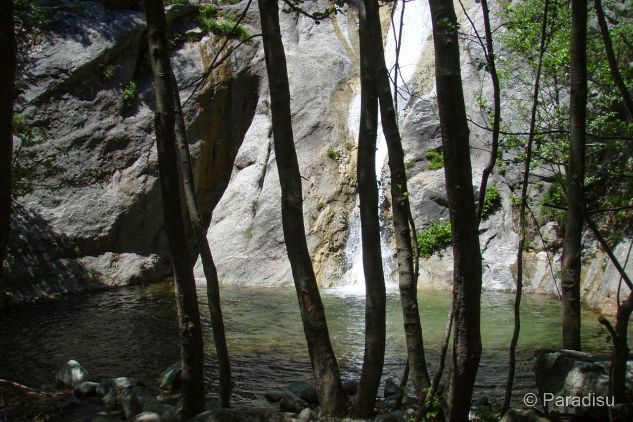 Wasserfall von Bura